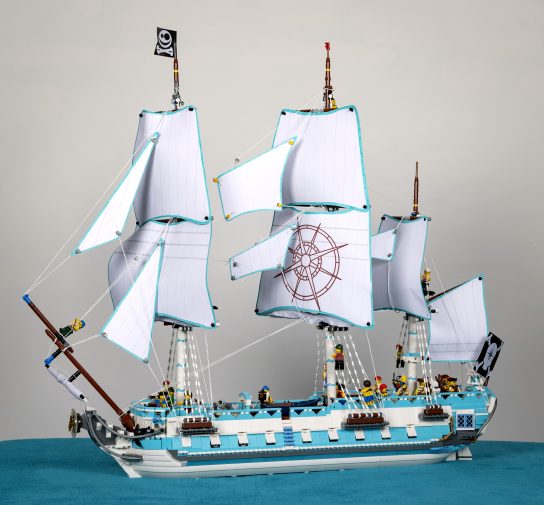 “Magnetic North Frigate” by Professor Thaum – MOCs – Pirate LEGO® News ...