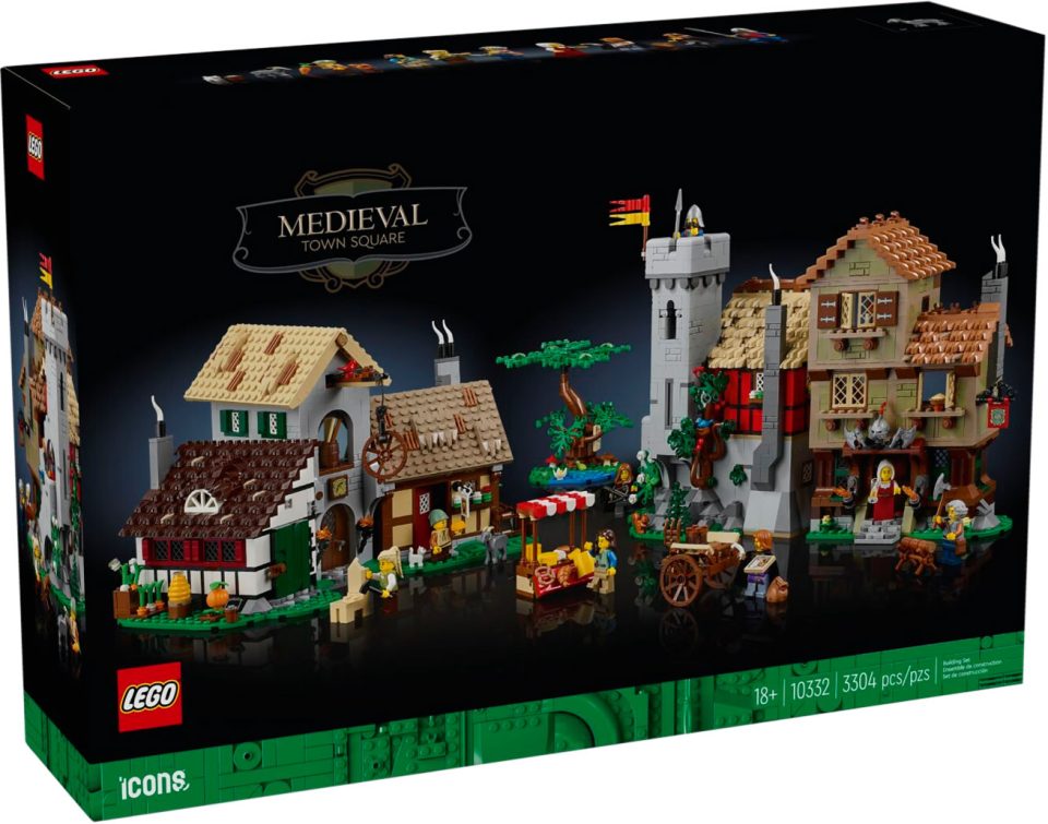 10332 Medieval Town Square